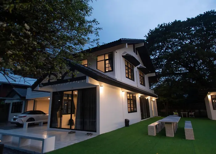 Villa Number3 Poolvilla Bangkok