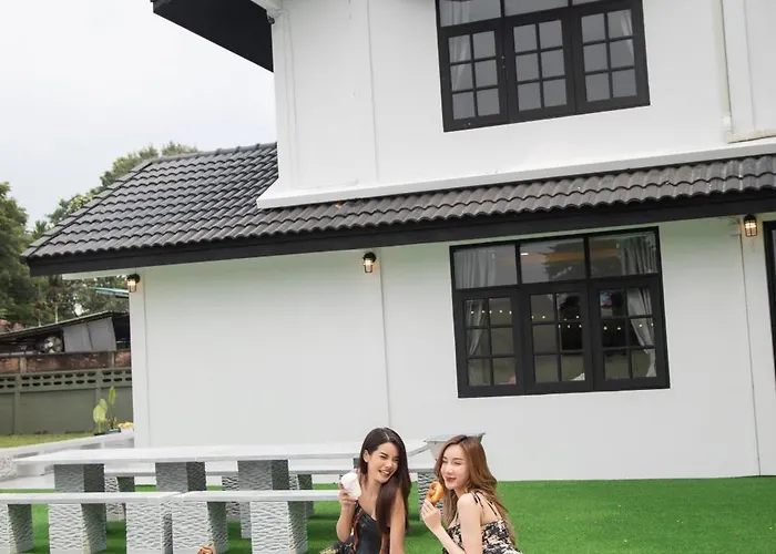 Villa Number3 Poolvilla Bangkok